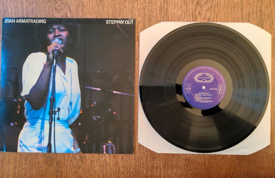 Joan Armatrading Steppin' Out Schallplatte LP Vinyl in Berlin
