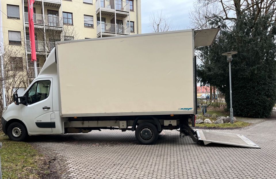 Umzüge Umzugsfirma Relocation services Montage Entrümpelung Transport in München