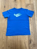 Nike T-Shirt, blau, Gr.146/158 Hessen - Hanau Vorschau