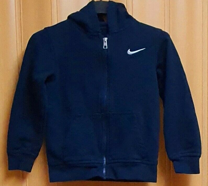 Nike Sweatjacke m. Kapuze für Kinder Jungen Dunkelblau Gr:110/116 in Ingolstadt