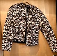 Guess Leo Daunenjacke Übergangsjacke Gr 34 neu Bayern - Wasserburg am Inn Vorschau