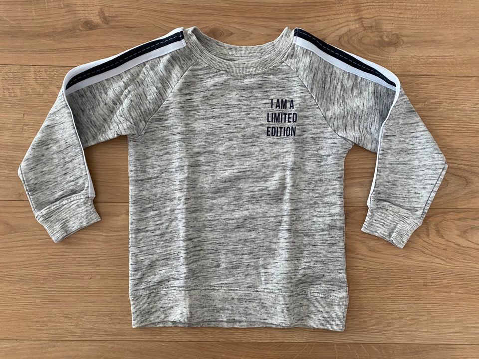 Sweatshirt Gr. 110 in Mutlangen