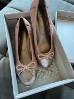 Wunderschöne Schuhe mit Keilabsatz von Tamaris Gr 37 wie neu Nordrhein-Westfalen - Oerlinghausen Vorschau