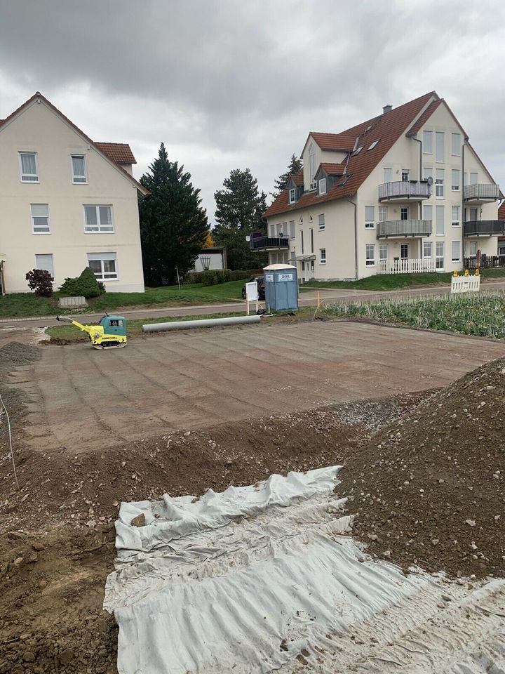 Baggerarbeiten, Baugruben, Poolaushub, Rohrleitungen uvm. in Mücheln (Geiseltal)