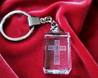 Schlüsselanhänger aus Glas mit schönem 3D-Kreuz (neu, OVP) Rheinland-Pfalz - Bodenheim Vorschau