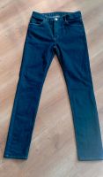 neue dkl blaue Skinny fit Jeans H&M Gr. 170 Rheinland-Pfalz - Holzheim Vorschau