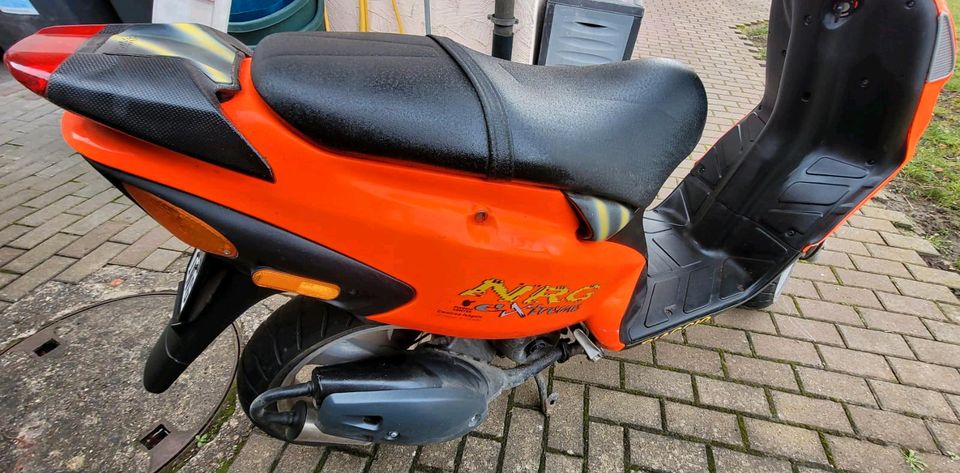 Piaggio NRG Extreme DT C21 Roller wenig Kilometer in Mötzingen