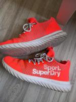 Turnschuhe SuperDry, sehr leicht Nordrhein-Westfalen - Neukirchen-Vluyn Vorschau