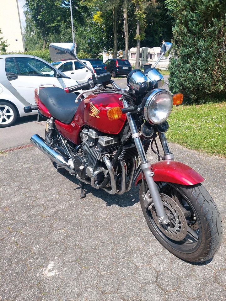 Honda CB 750 in Troisdorf