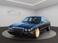 Jaguar Daimler Super V8 BLAU/BEIGE! TOP-ZUSTAND! Nordrhein-Westfalen - Kaarst Vorschau