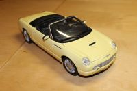 Modellauto 1:18 Ford Thunderbird von 2004 Nordrhein-Westfalen - Titz Vorschau