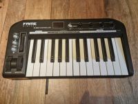 Fame kleine Midi Tastatur Keyboard Synthesizer ansteuern Nordrhein-Westfalen - Kamp-Lintfort Vorschau