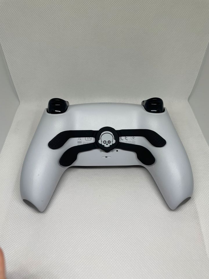 PS5 - Controller - Umbau Service Paddles "Scuf" in Köln