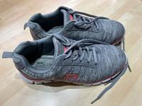 PUMA SLAZENGER HALLENTURNSCHUH DAMEN GR.37 gebraucht Nordrhein-Westfalen - Waltrop Vorschau