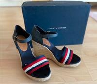 Tommy Hilfiger Sandalen 37 Hessen - Maintal Vorschau
