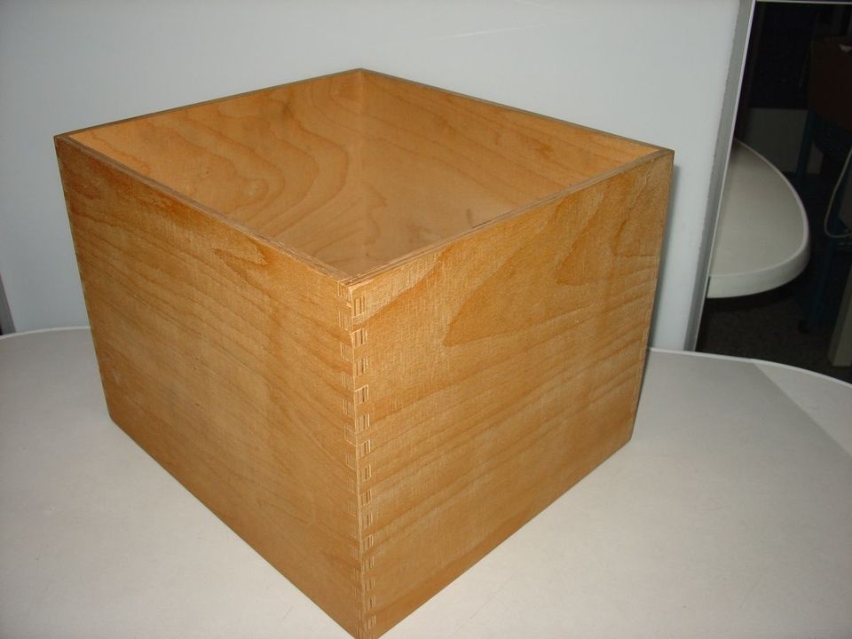 2x stabile Holz Box Spielzeug-Holz-Kiste Aubewahrungsbox 36x30x40 in Augsburg