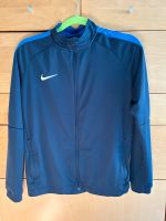 Nike Dri Fit Trainingsjacke dunkelblau Gr 158-170 cm Nordrhein-Westfalen - Löhne Vorschau