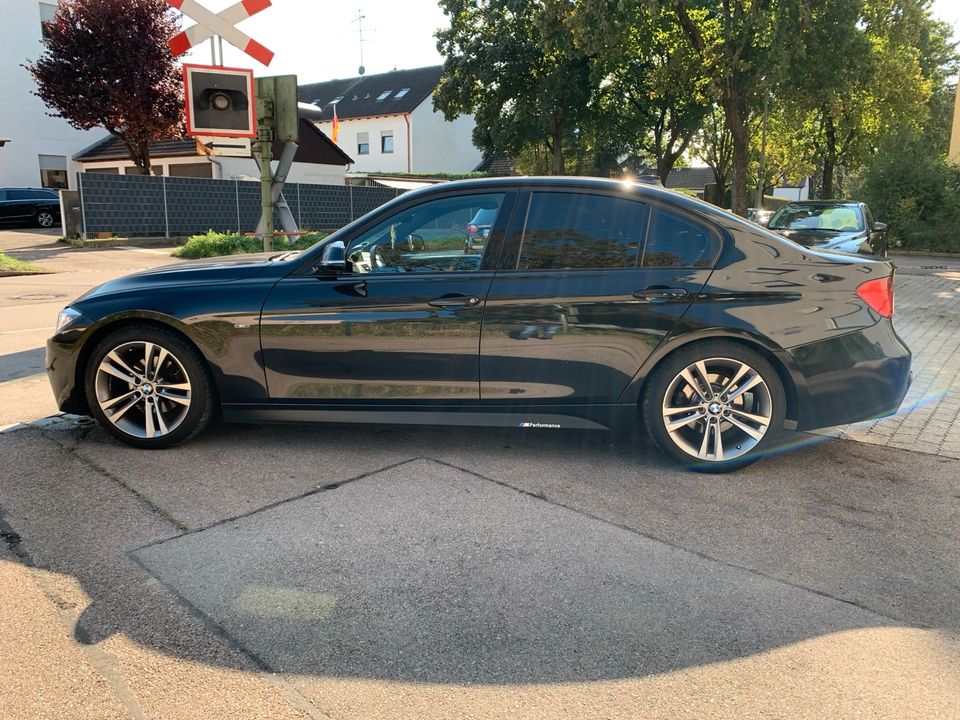 BMW 320i M-Performance Paket Automatik in Augsburg