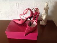 Escada Riemchen-Pumps High Heels Gr.37 Magenta Leder mit Prägung Güstrow - Landkreis - Gülzow-Prüzen Vorschau