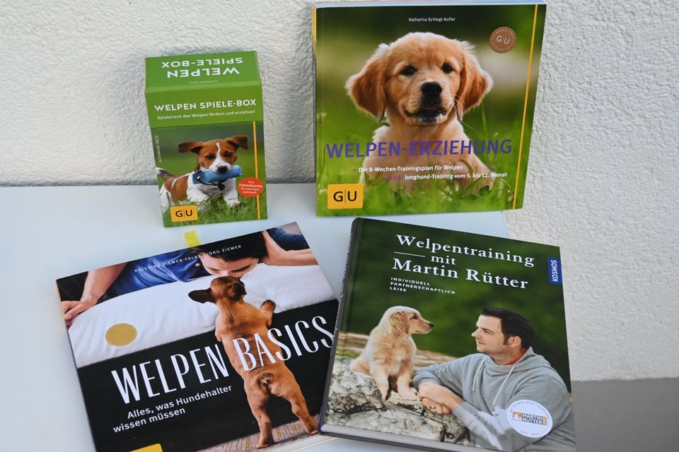 Bücher Ratgeber für Hundewelpen-Besitzer, komplett neu in Eltville