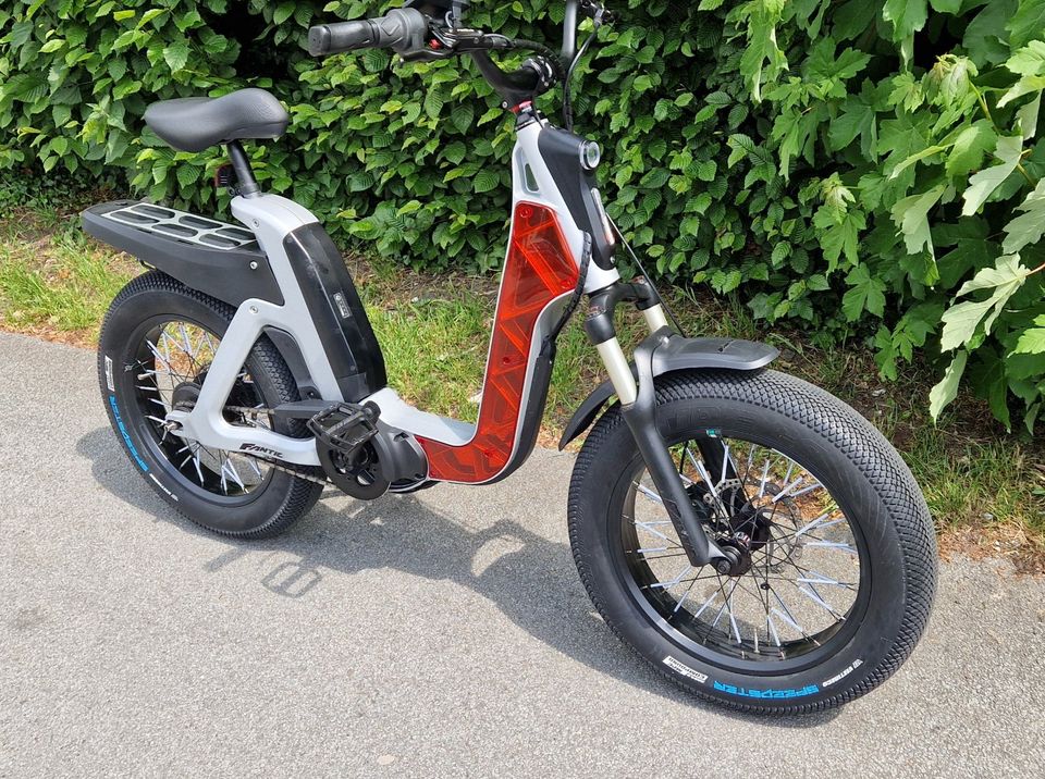 E-mofa E-scooter E-Bike Issımo M500 Sehr wenig gebraucht in Versmold