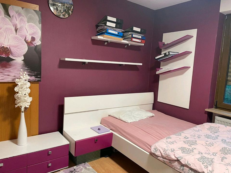 Jugendzimmer Mädchen Bett in Schwäbisch Gmünd