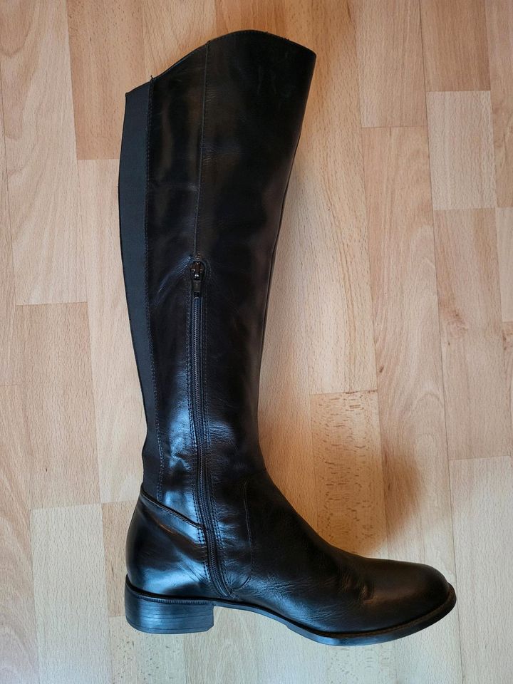 Klassische Stiefel mit Reißverschluss Leder schwarz 39 Bama in Stockdorf