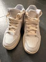 Sneaker Puma weiß High Gr. 37,5 neuwertig Nordrhein-Westfalen - Meerbusch Vorschau