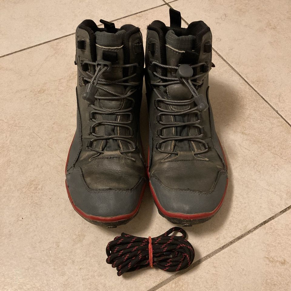 Vivobarefoot feste (Berg-)Schuhe 39 in Bad Tölz