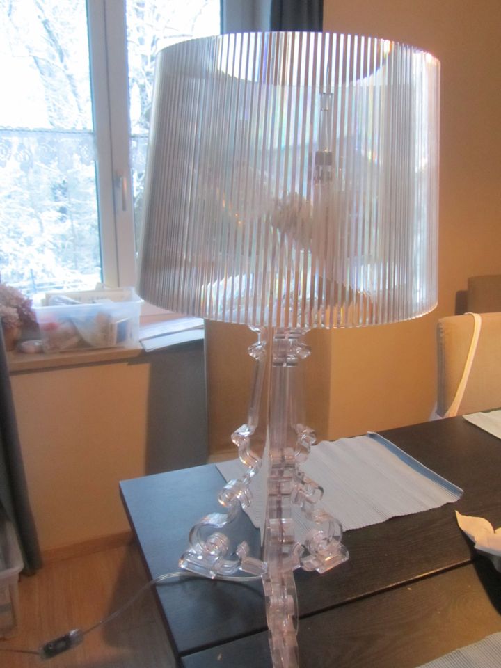 Tischlampe von Kartell Bourgie Höhe 73 cm Transparent Kunststoff in Wiggensbach
