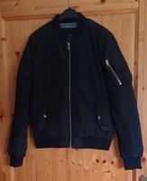 Damen Jacke von Only, Gr. S, Farbe schwarz, neuwertig Nordrhein-Westfalen - Olpe Vorschau