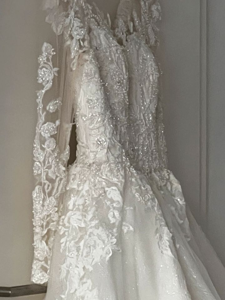 NEU Brautkleid/Hochzeitskleid Gr.38/40 in Alzey