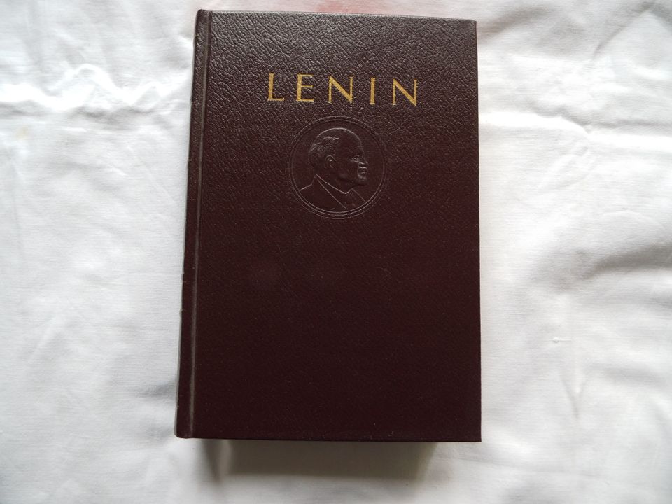 W.I. Lenin, Band 14, Materialismus und Empiriokritizismus in Dresden