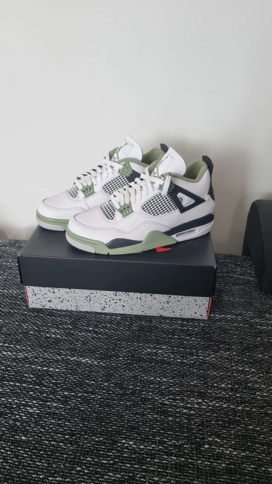 Nike Jordan 4 Seafoam Schuh 42,5 in Cham