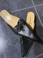 Schuhe Slipper Sabots Pantoffeln Sandaletten schwarz Gr.38 Hessen - Langgöns Vorschau