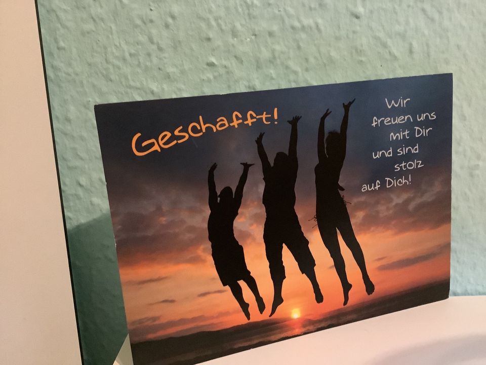 Yoga Postkarte „geschafft! wir freuen uns „ Kultura Postkarte NEU in Wistedt