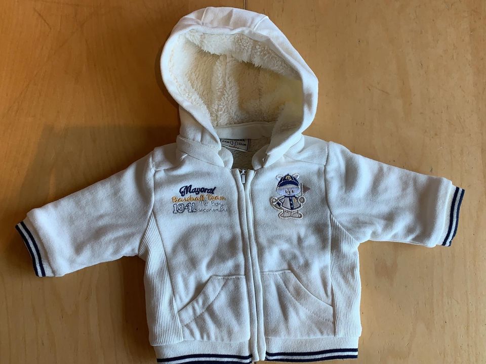 Jacke Baby von Mayoral gr 56 in Öhningen