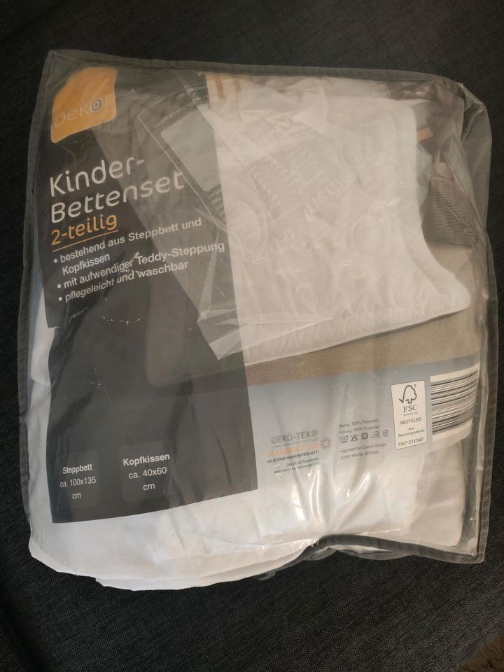 Kinder Bettenset zweiteilig Steppbett 100x135 Kopfkissen 40x60 in Hamburg