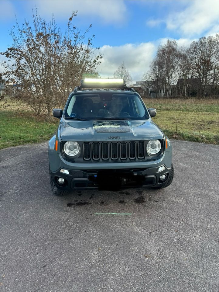 Jeep Renegade Deserthawk in Wittstock/Dosse