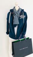 Top Zustand! Gr.S Tommy Hilfiger Sweatshirt Jacke Blau Hoodie Niedersachsen - Peine Vorschau
