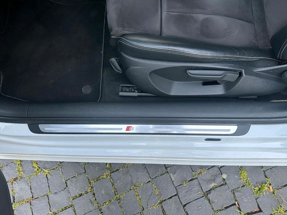 Audi A3 1,4 TSI S-Line in Gifhorn