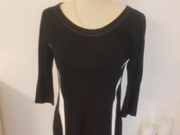Marc Cain auffälliges Kleid Nordrhein-Westfalen - Haan Vorschau