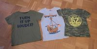 3 x T-Shirt Paket oliv grau Set Gr. 128 Nordrhein-Westfalen - Gütersloh Vorschau