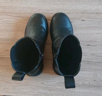 Schuhe°Stiefel°Chelsea Boots°gefüttert°Gr. 37°Nelli Blu°Mädchen in Wächtersbach