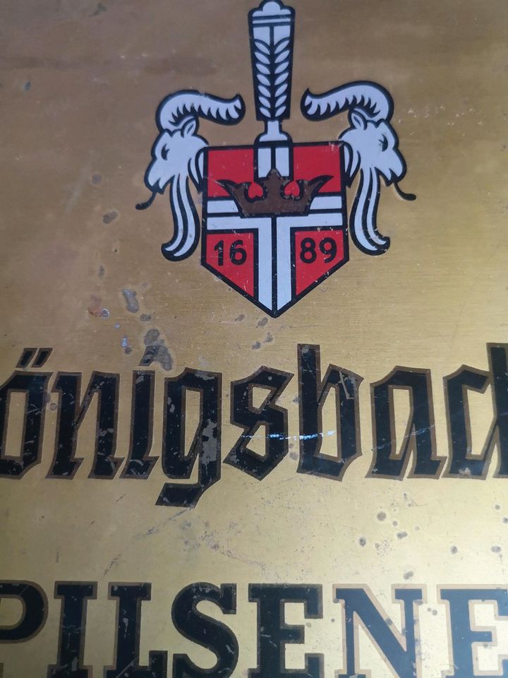 Altes KÖNIGSBACHER Messing Schild, Werbeschild, 19x23 cm in Wittlich