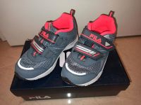 Sportschuhe, Turnschuhe Gr. 28 Fila (nur in Halle getragen) Nordrhein-Westfalen - Viersen Vorschau