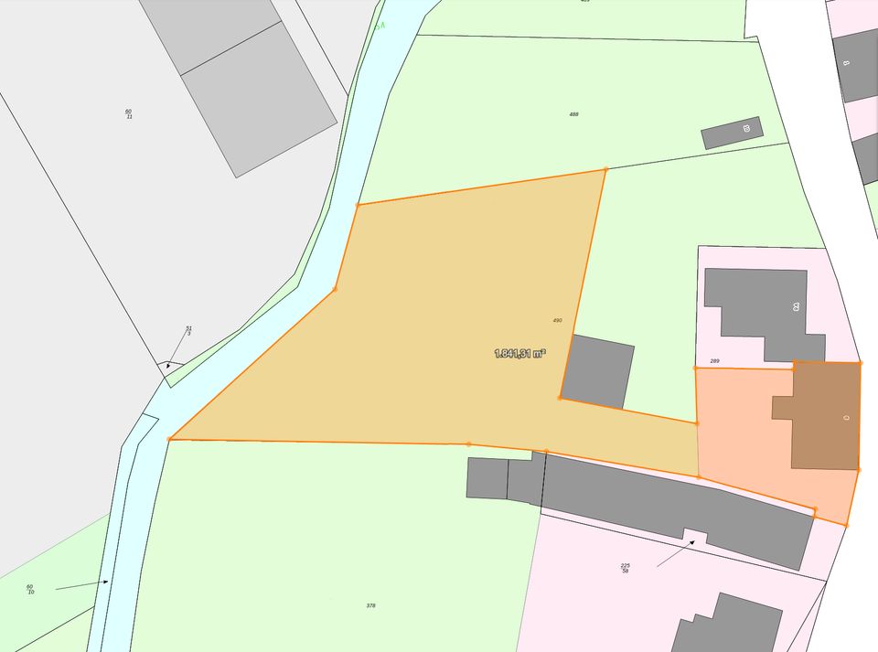 Friedvolles Grundstück für Neubau inkl. einer Kapitalanlage in Brehna