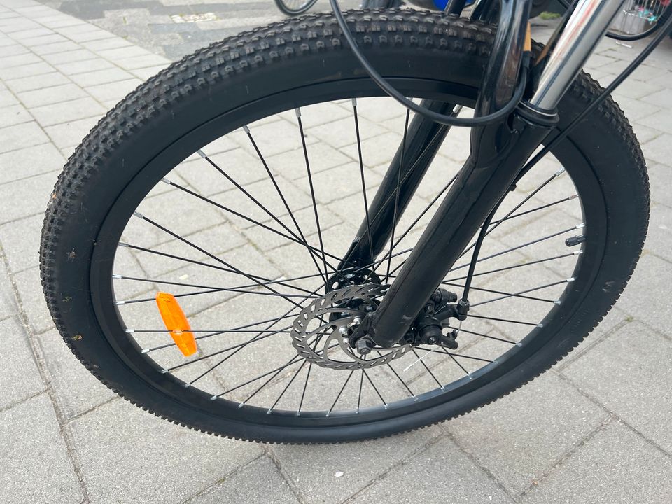 E-Bike Fahrrad Rad Neu in Kiel