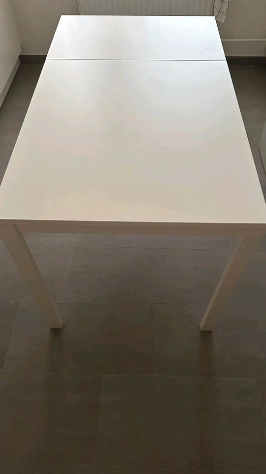 Tisch/Esstisch Holz  Weiß in Wentorf