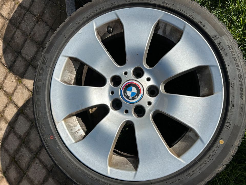 BMW Felgen ohne Reifen!!! E90,91 usw… in Willebadessen